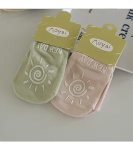 Summer candy color invisible boat socks with anti-slip silicone sun pattern and cute hanging tag