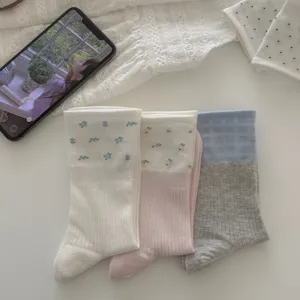 Womens Sweet Casual Cotton Mid-Calf Socks Cute Floral Polka Dot Plaid Contrast Color Breathable Fashion Hosiery