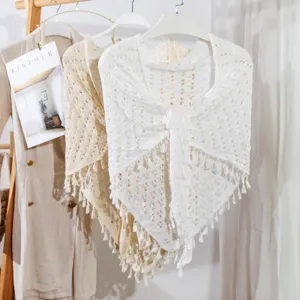 Chal de punto calado con flecos para mujer, capa triangular ligera de verano estilo cárdigan.