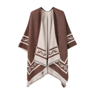 Damen ethnisch Stil gestrickt retro Cape Schal Mantel Oberbekleidung Mode Reise Detail