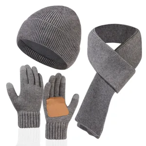 Conjunto de tres piezas de gorro bufanda y guantes de punto cálido de invierno gris