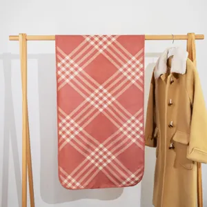 Classic British style plaid scarf, double-sided thick warm winter shawl for women, retro fashion.