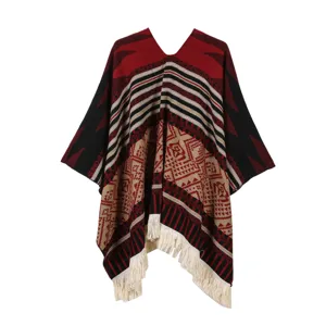 Ethnischer Strick Quaste Poncho Umhang, rot schwarz gestreifter Jacquard warmer Wintermantel.