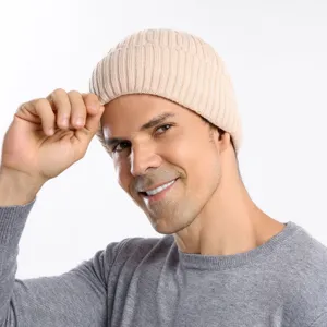 Herren Einfarbig Mütze Winter Warm Strickmütze Lässig Stylisch Wollmütze Hauptansicht
