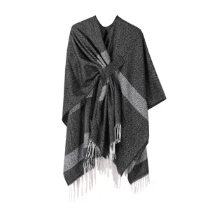 Damen Schwarz Weiß Gestreift Poncho Schal Strick Umhang Fransen Gebunden Cardigan