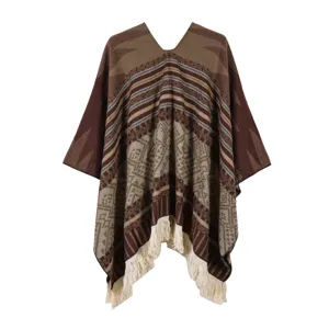 Ethno Stil Strick Poncho für Damen, warme Fransen Cape für Winterreisen und Alltag.
