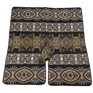 Retro Jacquard Kapuzenumhang fuer Herbst und Winter, warme weiche Kaschmir-Optik Stola.
