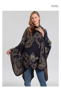 Modischer europäischer und amerikanischer Kapuzenumhang Herbst Winter Strick Schal Poncho