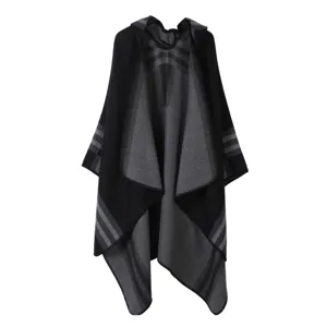 Mantella scialle con cappuccio in maglia da donna, poncho nero e grigio elegante per autunno inverno.