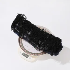 Chal de flecos a cuadros diseño largo azul oscuro, prenda de abrigo de invierno elegante.