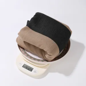 Farbblock gestreifter gefalteter Schal Umhang gemütlich stilvoll vielseitiges Accessoire Alltag