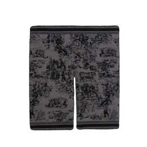 Vintage melierter Strickponcho mit klassischem Tiermuster stilvoll warme Damen Umhänge