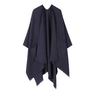 Einfarbiges Poncho Cape mit Taschen Damen warme Reise Stola modischer Winter Umhang
