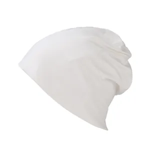Bonnet slouchy blanc unisexe en coton, bonnet d'hiver chaud et tour de cou multifonctionnel.