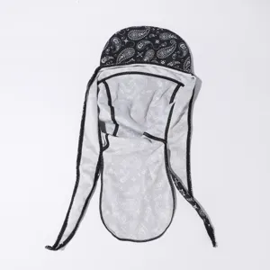 Black paisley print cycling skull cap with neck flap outdoor sports breathable sweat-wicking head wrap.