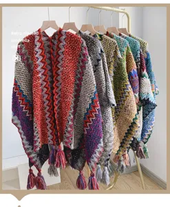 Etnische mohair gebreide poncho en sjaal voor dames, ideaal voor reizen en fotografie.