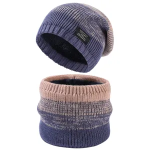 Conjunto de gorro y braga de cuello de punto degradado con forro polar de invierno.