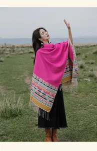 Donna inverno stile etnico blocco di colore effetto cashmere nappa mantella dettaglio