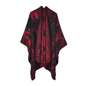 Schwarzer und roter Cashmere-Imitat Umhang Schal Damen Winter warme gemusterte Details.