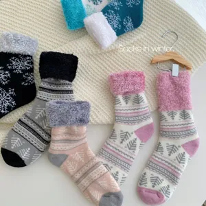 Women's Winter Fleece Lined Thickened Thermal Socks Fair Isle Snowflake Pattern Soft Cozy Fuzzy Cuff Floor Socks