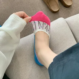 Detail view of Korean style colorblock floral boat socks for women, breathable summer low cut.
