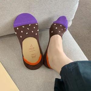 Women color block low cut boat socks summer thin invisible short socks detail view