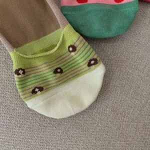 Summer thin low-cut invisible boat socks for women, cute fruit pattern breathable ankle socks.
