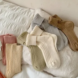 Damen dicke gestrickte Slouch Socken Winter warme gemuetliche einfarbige Sockenstapel
