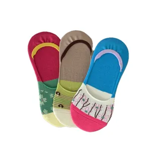 Korean colorblock floral boat socks for women, thin low-cut invisible summer short socks.