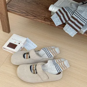 Chaussettes en laine épaisses rayées pour femmes, chaussettes d'hiver chaudes, style confortable.