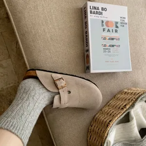 Cozy women's cable knit wool socks, classic vintage warm hosiery for winter daily wear.