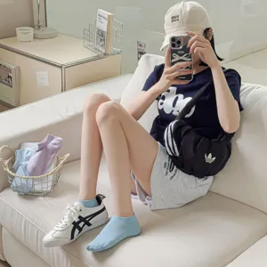 Comfortable shallow-mouth invisible socks in dopamine colors, soft combed cotton for daily wear.
