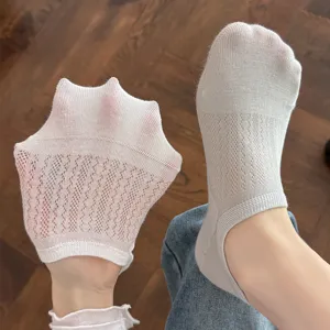 Close-up detail of women's ultra-thin breathable mesh invisible boat socks, perfect for summer.