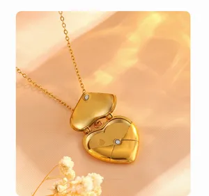 Gold heart envelope locket necklace openable titanium steel clavicle chain jewelry detail view