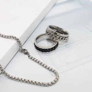 Edelstahl Spinner Kette Ring Set für Herren, modischer drehbarer Ring und Halskette Schmuck.