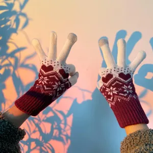 Winter touchscreen knit gloves for women, warm fleece-lined cute style for outdoor riding.