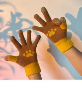 Winter warm knitted touch screen gloves for women cute cartoon bear paw print thermal gloves