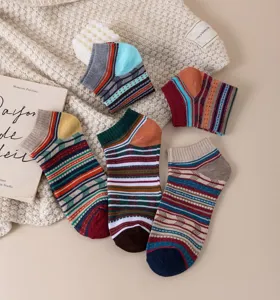 Herren Retro gestreifte Baumwollsocken Frühling Sommer ethnische kurze Bootssocken Unisex