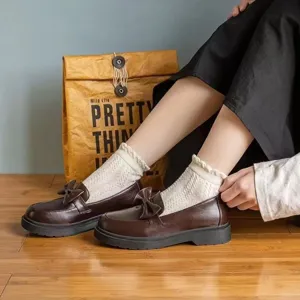 Süße Damen Socken gerüscht japanischer Stil einfarbige kurze Socken modisch trendige Freizeitkleidung