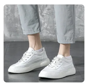 Low cut invisible socks ankle detail view comfortable breathable cotton fabric footwear