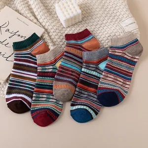 Retro ethnische gestreifte Baumwoll-Kurzsocken für Damen und Herren, Vintage Harajuku Stil.