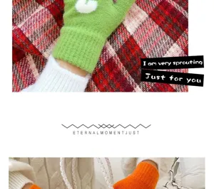 Süßigkeitenfarbene Strickhandschuhe Detail, süße warme Winter-Wollhandschuhe für Damen und Paare.