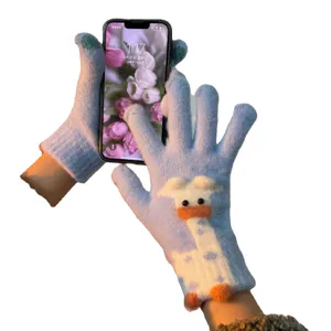 Women winter warm touch screen knit gloves with cute giraffe design, soft and windproof.