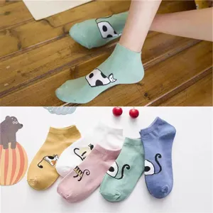 Women cute cartoon cat boat socks, summer breathable low cut short cotton socks multi-color.