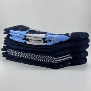 Men's argyle crew socks breathable business casual pattern socks detailed style.