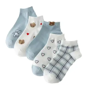 Cute cartoon bear pattern women ankle socks, breathable thin cotton boat socks for spring.