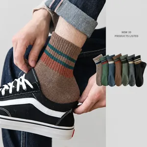Men's Japanese style striped cotton socks, breathable mid-tube casual socks for summer.