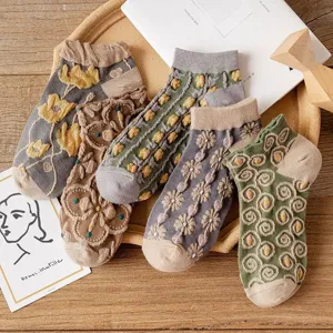 Women's Vintage Floral Embossed Short Socks Cute Palace Style Breathable Thin Spring Summer Casual Ankle Socks