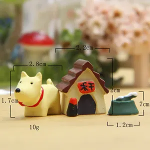 Miniatur Harz Hundehaus Figur Detailansicht, Nahaufnahme des Mikro Landschafts Ornament Sets.