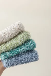 Calzini antiscivolo spessi e accoglienti da donna per interni, calze invernali calde.